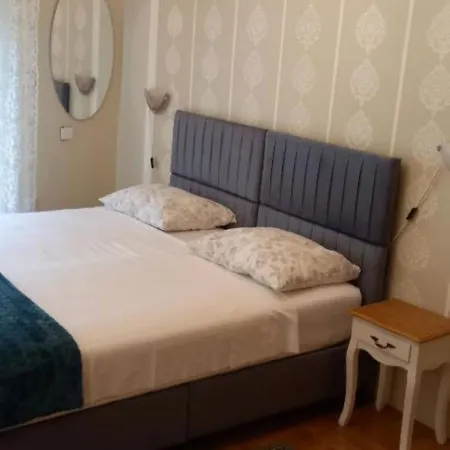 Ivo Apartament Vir