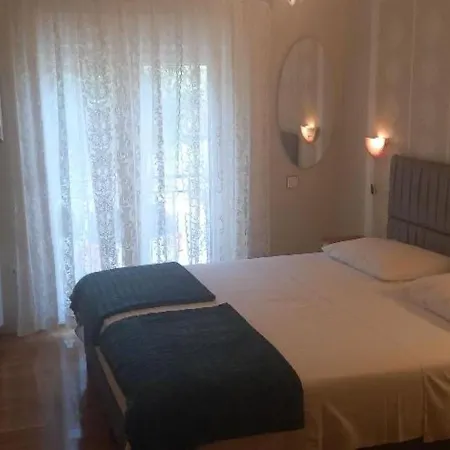 Apartments Ivo *