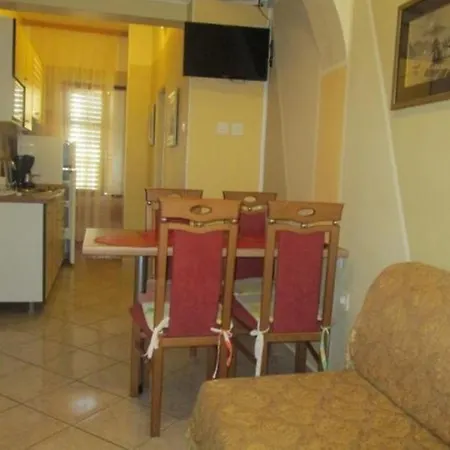 Apartament Ivo *